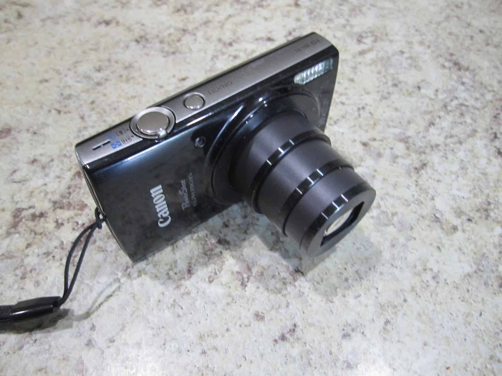 Canon PowerShot ELPH 190 IS Digital Camera 20 MP 10x Optical Zoom Face Detection