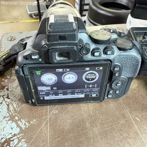 Nikon D D5500 24.2MP Digital SLR Camera + Lenses, Flash, Charger & Bag (Works)