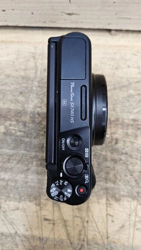 Canon PowerShot SX740 HS Black 40x Optical Zoom 20.3MP Digital Camera