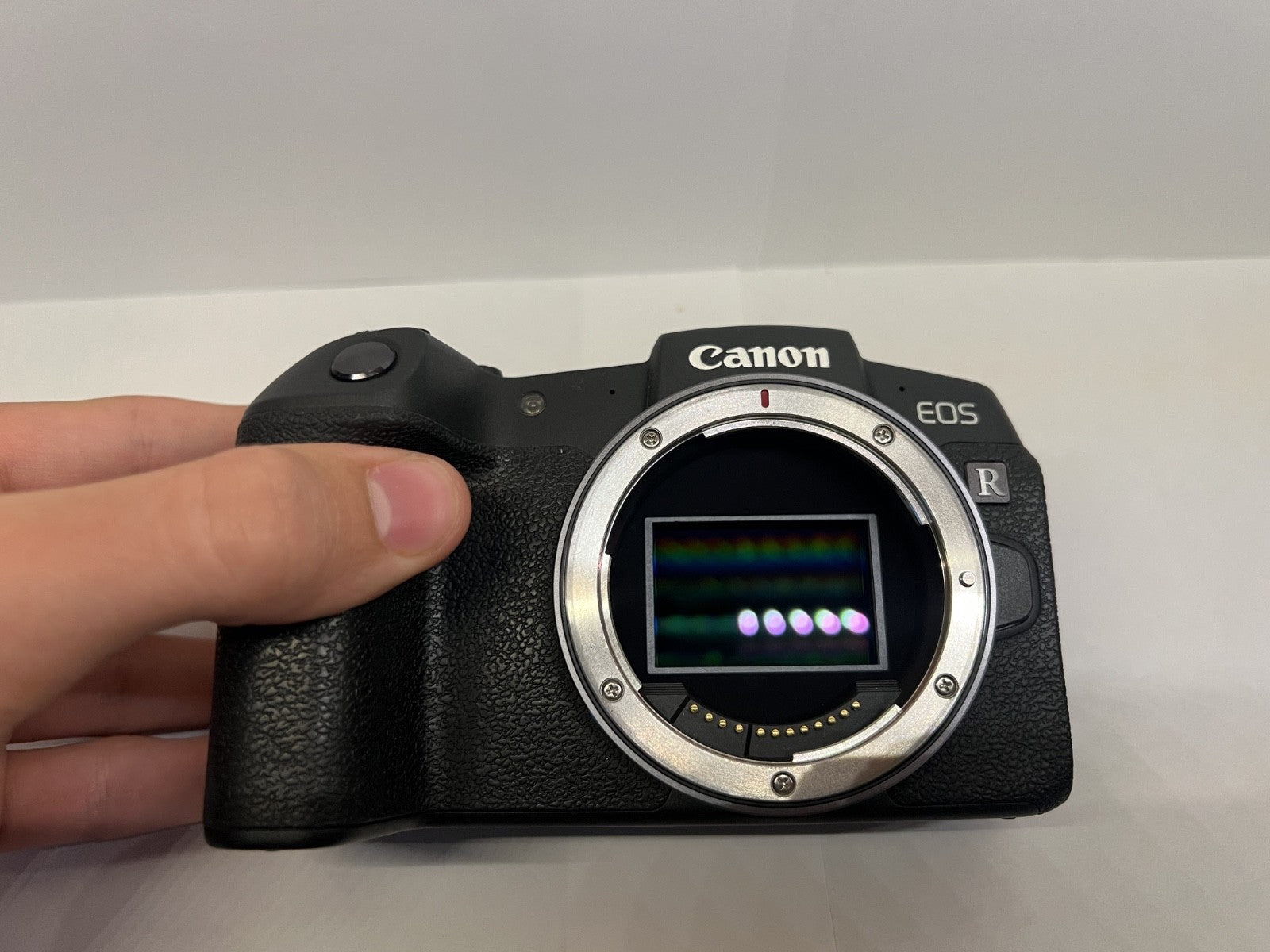Canon EOS RP 26.2 MP Digital SLR Camera - Black (Body Only) Excellent Condition