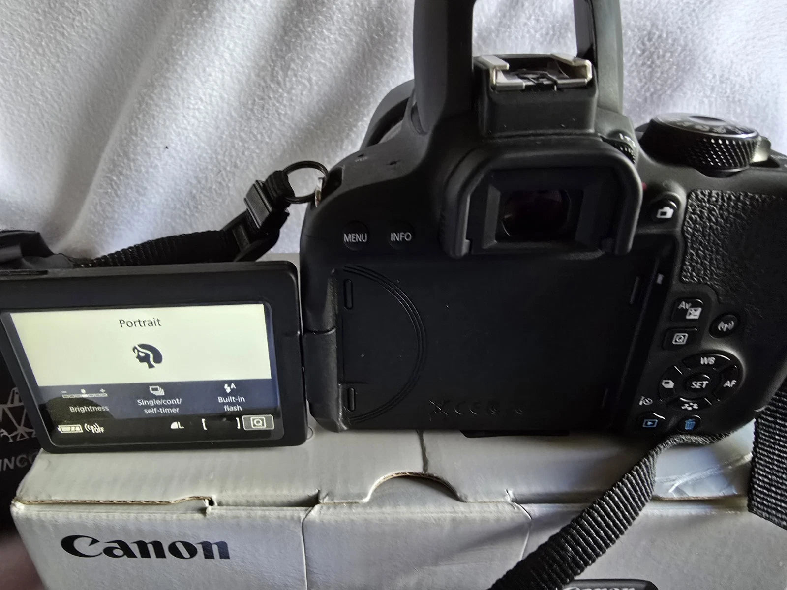 Canon Eos Rebel T7I Camera Lot Of Lenses, Canon flash, Battery Grip And More