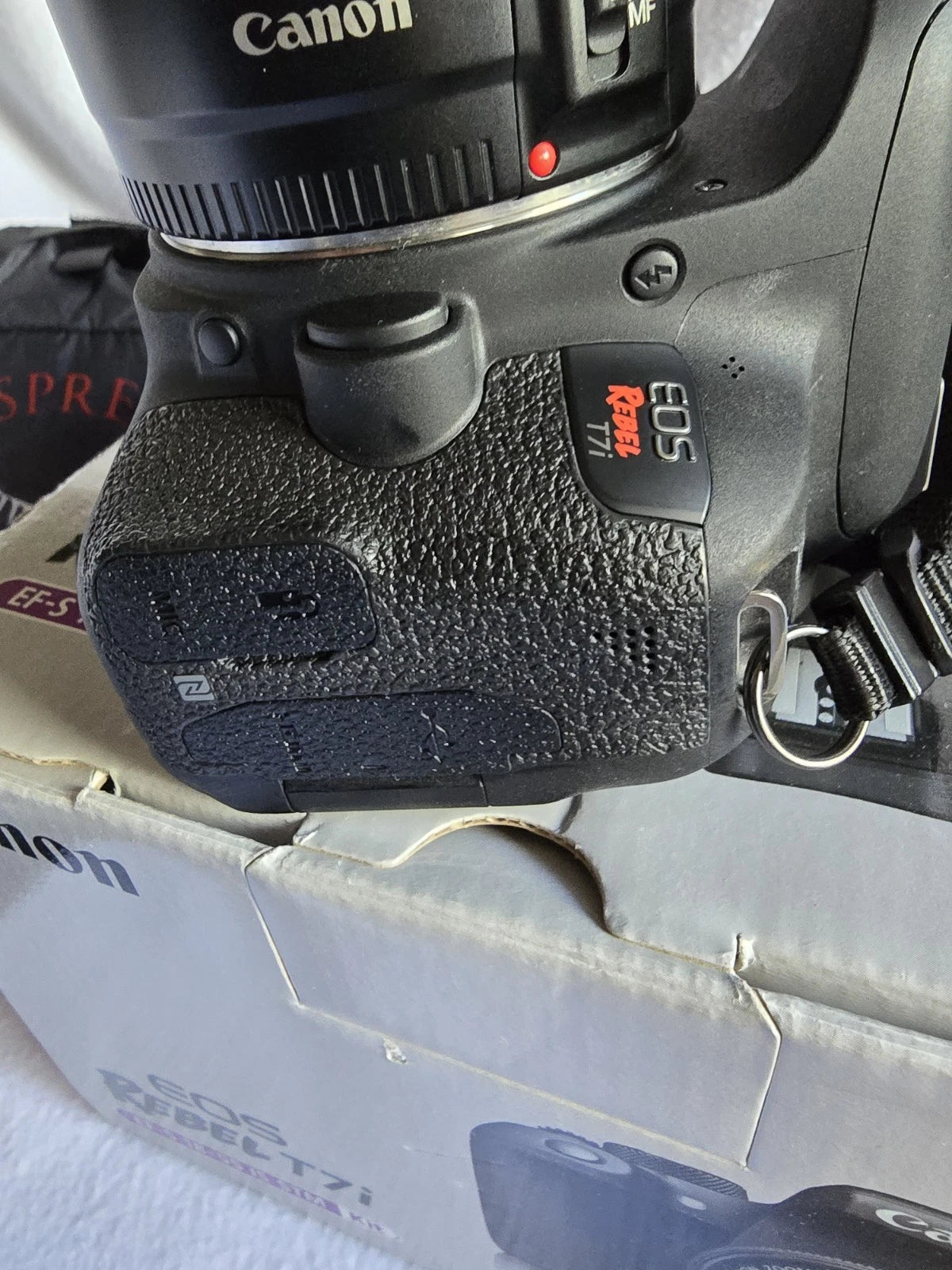 Canon Eos Rebel T7I Camera Lot Of Lenses, Canon flash, Battery Grip And More