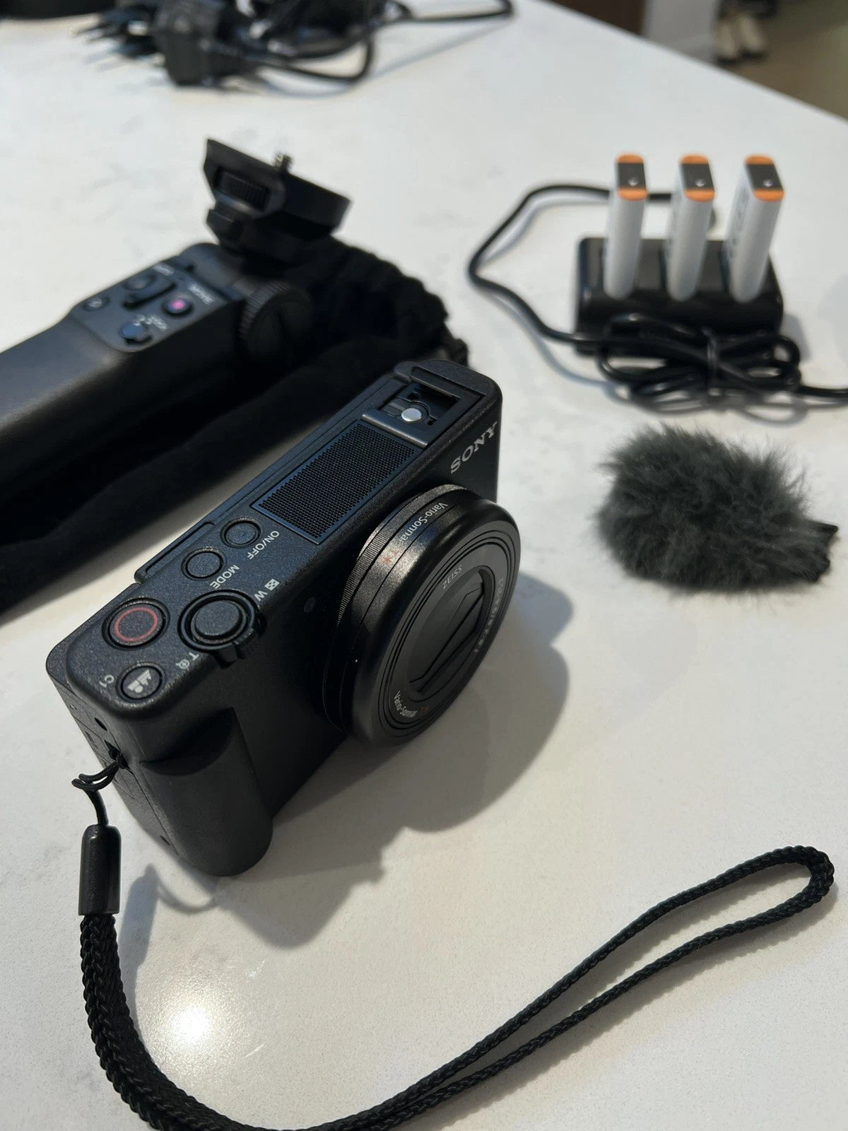 Sony ZV-1 MK2 Compact Digital Vlogging Camera 20.1MP + Tripod Remote
