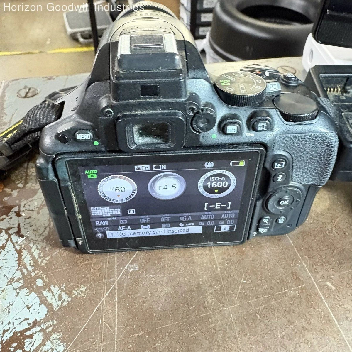 Nikon D D5500 24.2MP Digital SLR Camera + Lenses, Flash, Charger & Bag (Works)