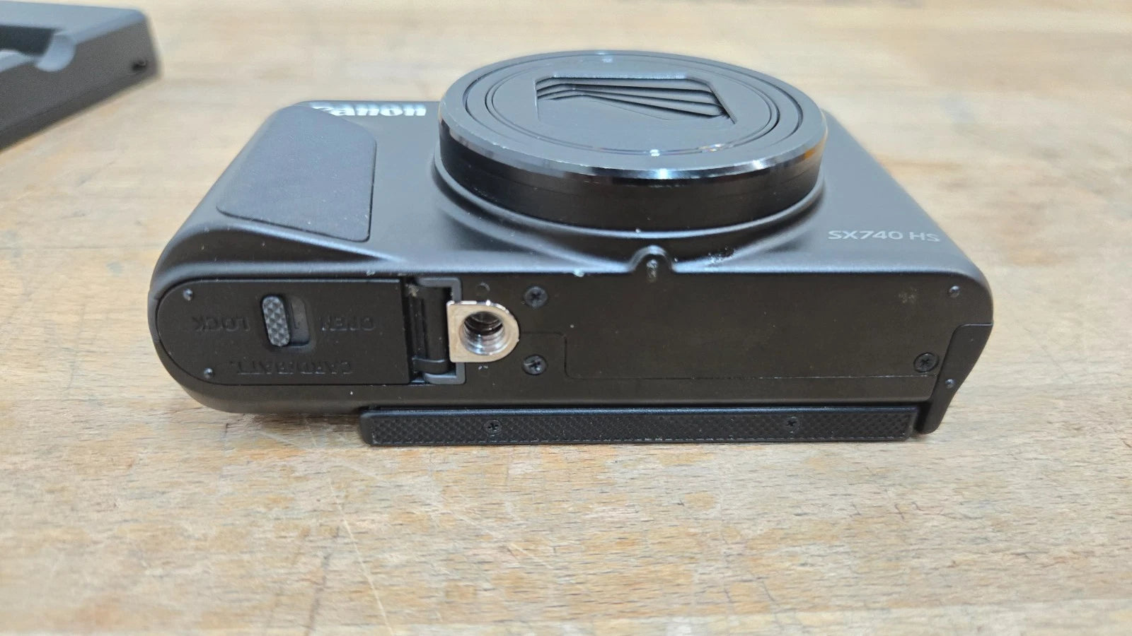 Canon PowerShot SX740 HS, 20.3MP Point & Shoot Camera, w/ 2 Batteries