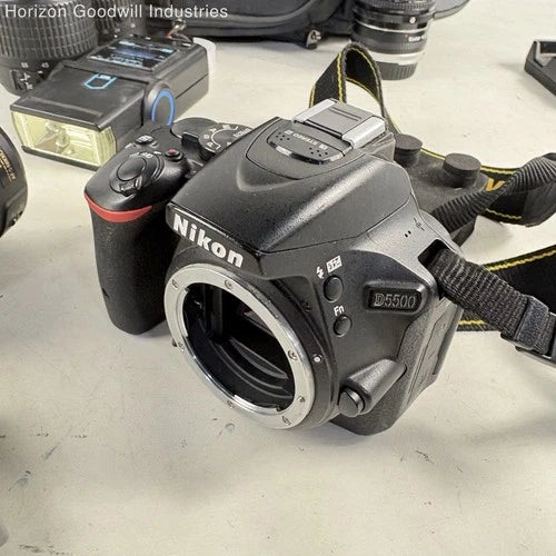 Nikon D D5500 24.2MP Digital SLR Camera + Lenses, Flash, Charger & Bag (Works)