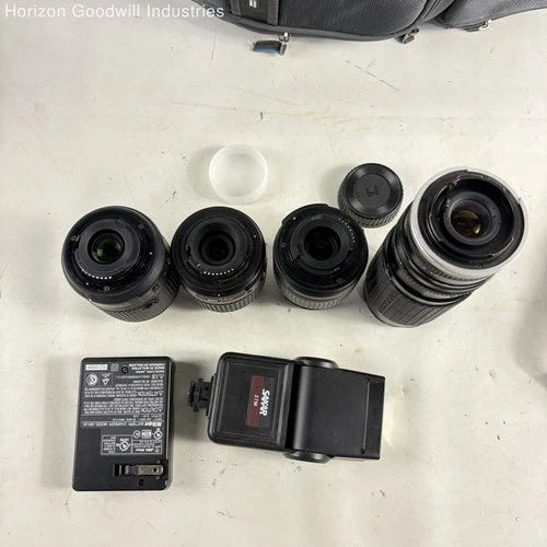 Nikon D D5500 24.2MP Digital SLR Camera + Lenses, Flash, Charger & Bag (Works)