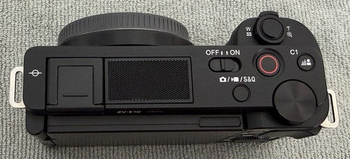 Sony Alpha ZV-E10 24.2MP 4K Camera Kit w/16-50mm Lens (887 Shutter) -Near Mint!