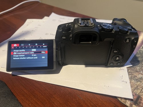 Canon EOS RP 26.2 MP Digital SLR Camera - Black (Body Only) Excellent Condition