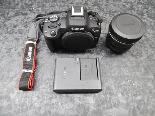 Canon EOS R50 Mirrorless Camera RF-S 18-45mm Lens